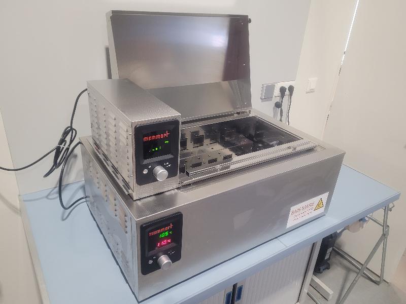 Bain-marie de laboratoire à agitation MEMMERT WNE 45 + SV2945 - 45 litres_1