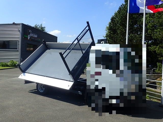 Benne triverse Jocquin - hayon arrière en acier électro-zingué peint 450 mm - ridelles rabattables et basculement hydraulique_1