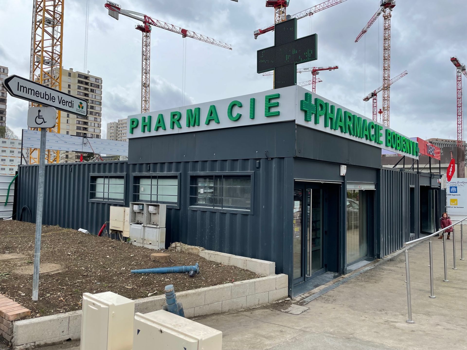 Container Municipalité - Modulable et polyvalent pour services publics - Dimensions 10, 20 ou 40 pieds_1