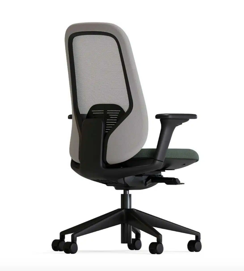 Fauteuil ergonomique avec assise pivotante et appui-tête intégré_1
