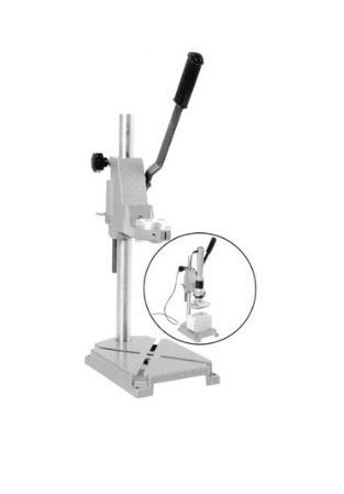 Accessoire pour fixation des fers à chaud sur établi grâce à une presse manuelle