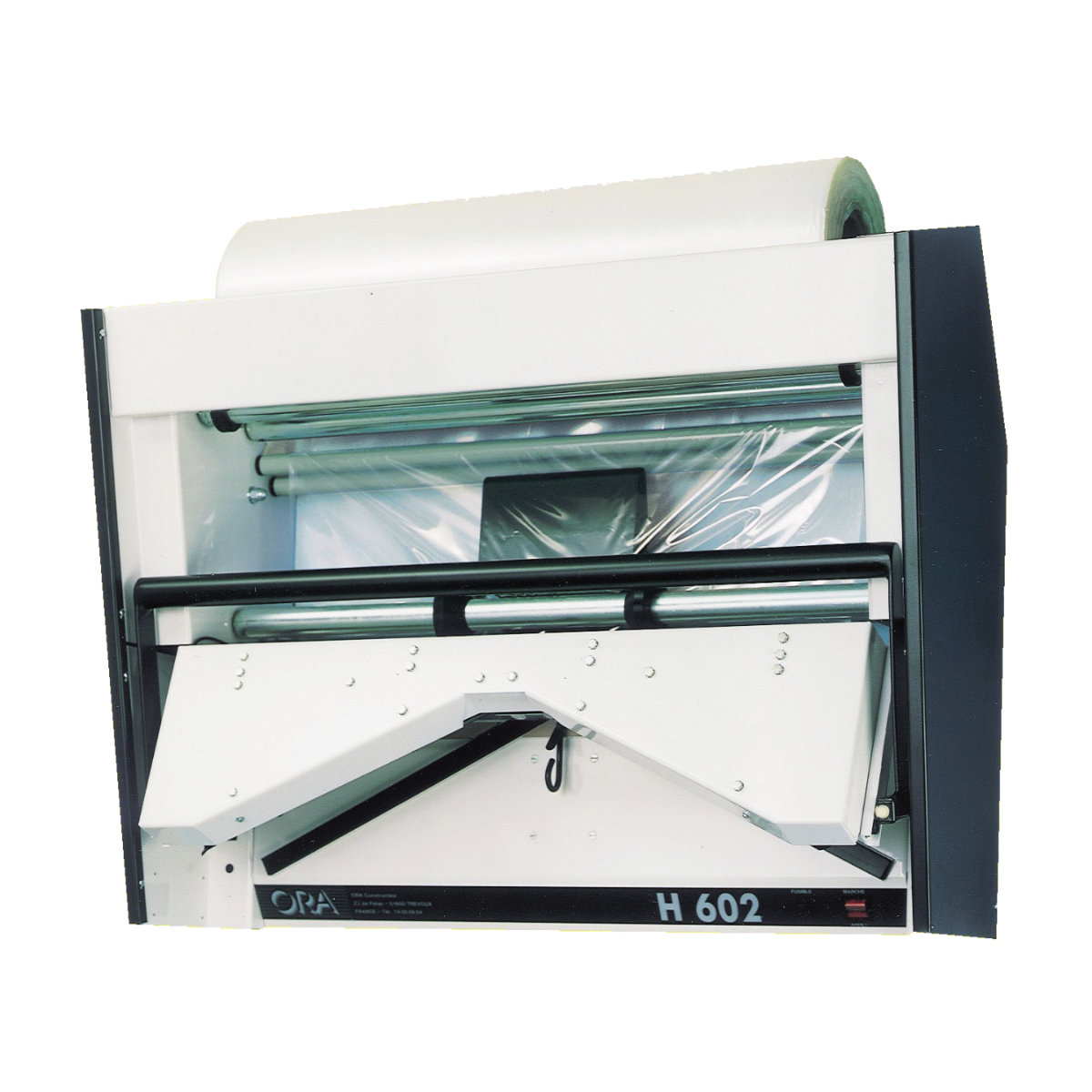 Housseuse de vêtements sur cintre de différentes modèles à fixer au mur ou à poser au sol - Gamme H 602_1