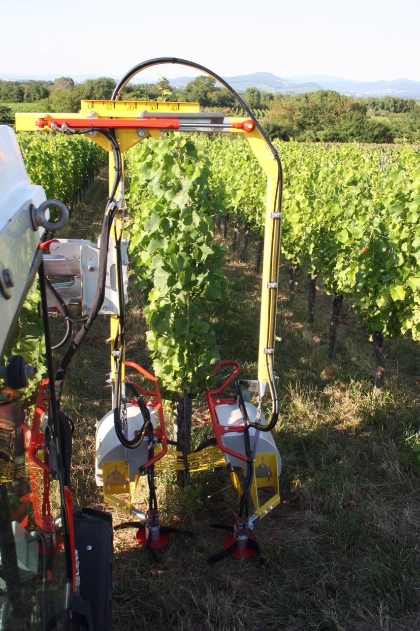 Üz - épampreuse mécanique - kms rinklin - dimensions en mm l: 1600 / l: 1100 / h: 2200_1