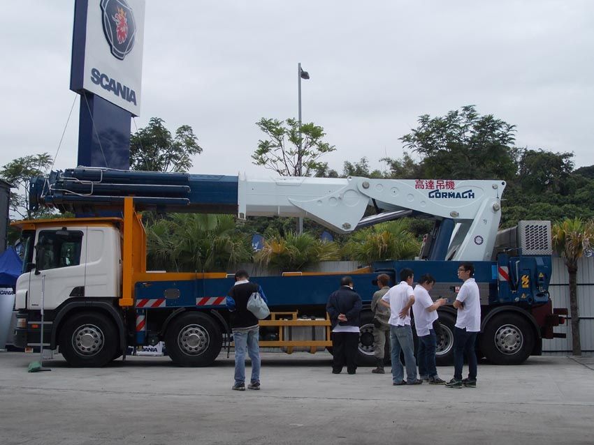 Série 230000A E ASC Plus - E9JIBC2 - Grue auxiliaire Cormach - Pression 320 bar - Moment statique max. 229500 daN/m_1