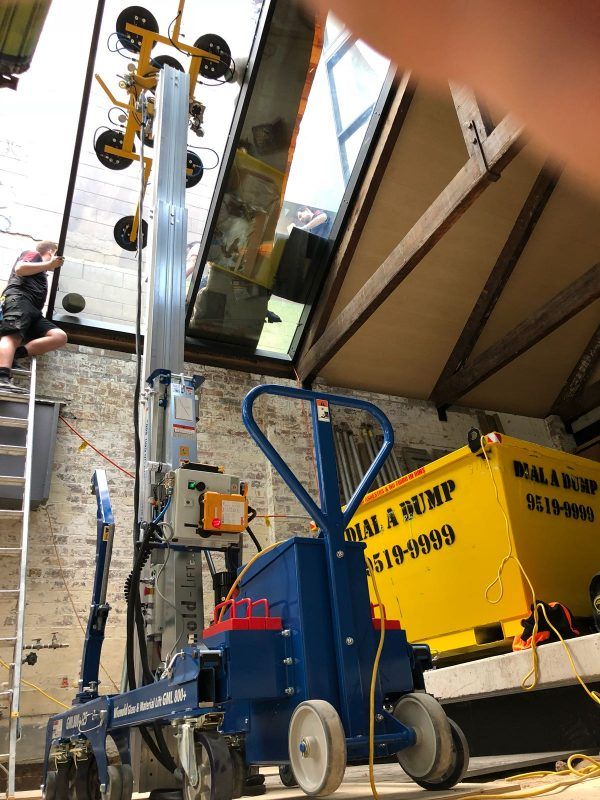 Chariot à déplacement manuel et montée motorisée - Charge 800kg, hauteur de levage 7.9m - GML 800+_1