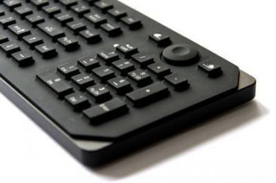 Clavier industriel compact 105 touches rétro-éclairé avec souris 2 boutons - À poser sur table - IP65 Allemand - Référence: RKMB105S49USB_1