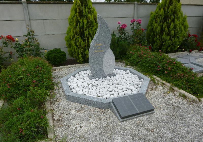 Supports de Marquage pour Livre du Souvenir en Granit pour Petites Communes_1