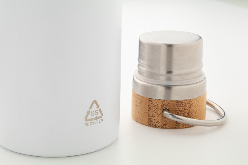 Gourde isotherme à double paroi - Acier inoxydable recyclé - Couvercle en bambou - 500 ml - Couleur blanc_1