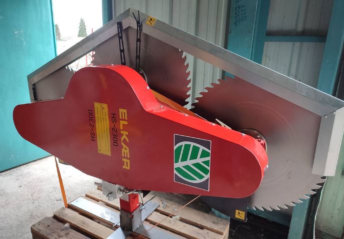 Outil d'élagage pour branches jusqu'à 25 cm d'épaisseur