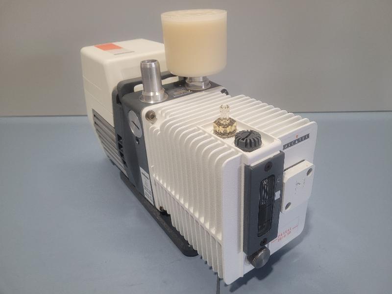 Alcatel Adixen Pascal 2010 Vacuum Pump_1