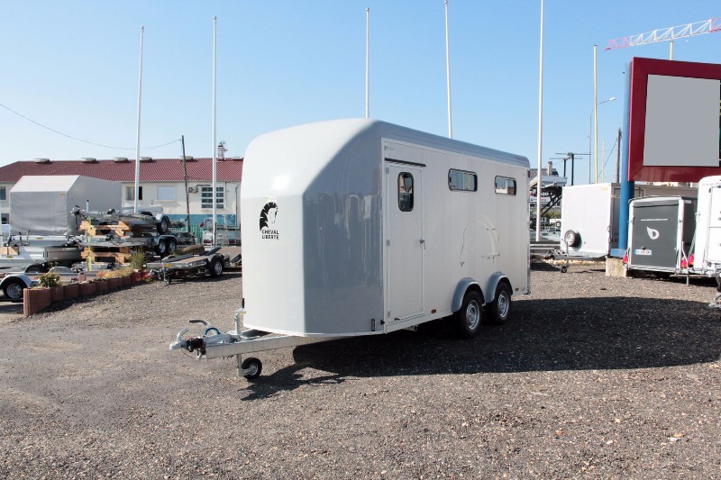 Van 4 places pour chevaux - Cheval Liberté Optimax 2 avec suspension Pullman 2 et plancher aluminium_1