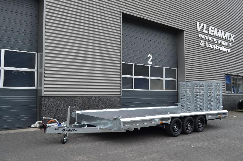 TM 4m80 x 1m80 porte engin 3 x essieux 1800 kg_1