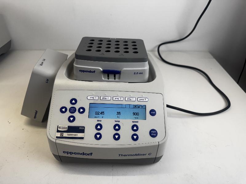Bain chauffant à sec Eppendorf Thermomixer C_1