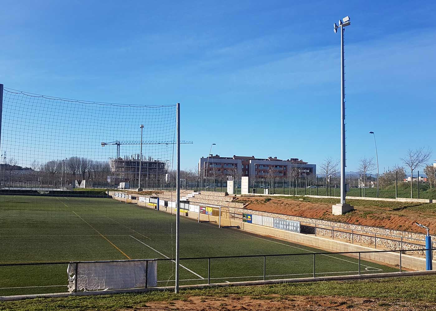 Projecteur d'extérieur Apolo XL - 500W à 1500W - Design plat pour stades sportifs_1