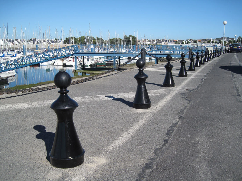 Borne de style en polyéthylène 