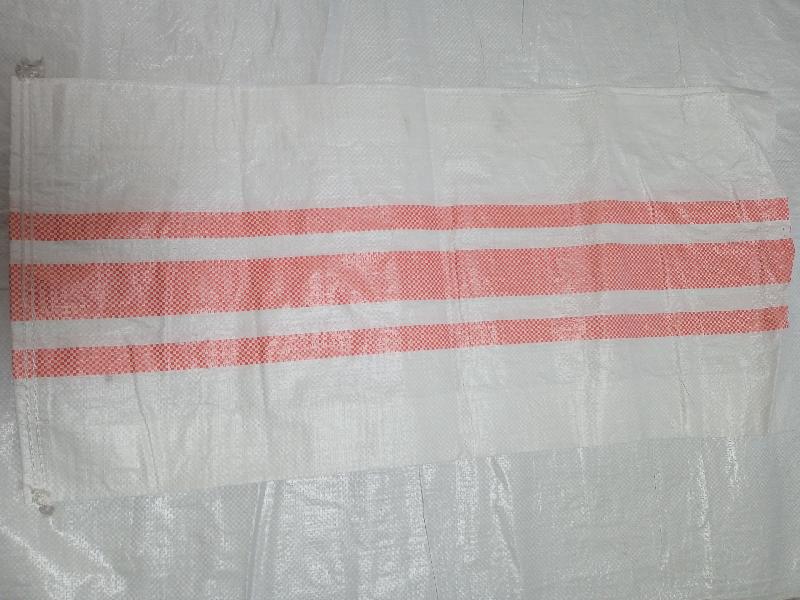 Lot 100 SACS PP neuf 50X80, SWL: 25 kg , PP tissé non laminé à soufflets bandes rouges_1