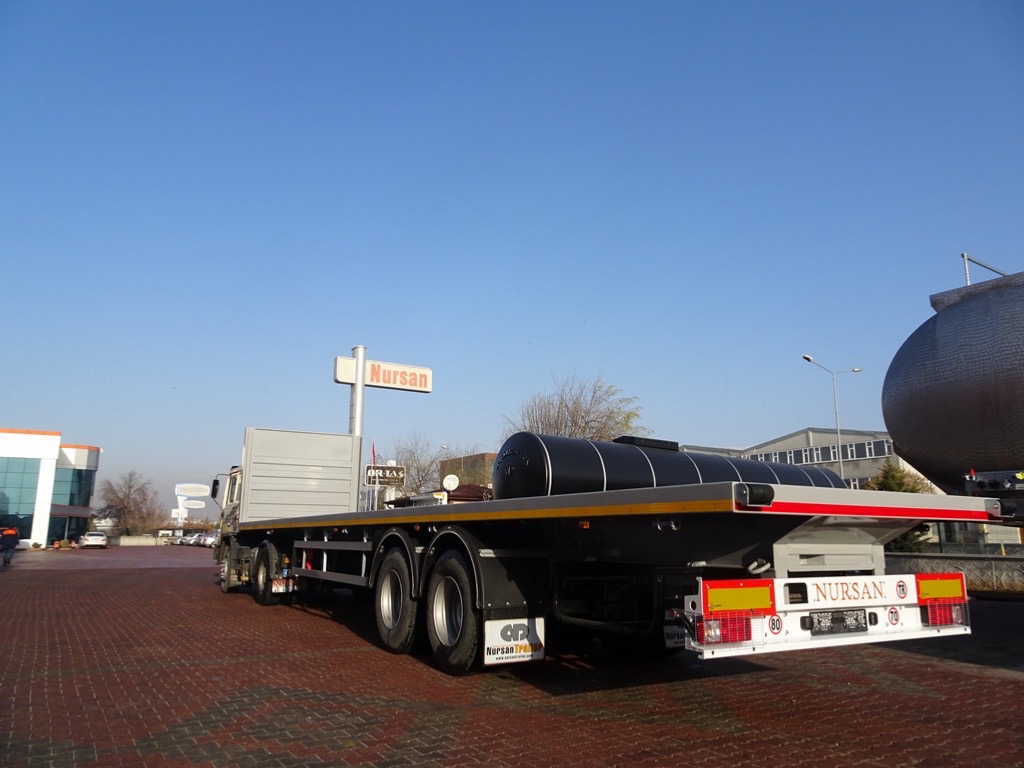 Remorque plateau avec ridelles bâchée - Nursan - longueur 13 600 mm - hauteur modulable jusqu'à 4 000 mm - poids tridem en charge 27 000 kg_1