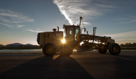 Niveleuses caterpillar 140m3_1