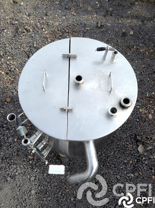 Bac de lancement PROMINOX 200 L - demi-couvercle, 3 pieds, 3 sondes de niveau_1