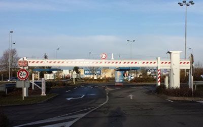 Poutre coulissante motorisée PL en aluminium - Passage utile de 4 à 10,5m - Motorisation industrielle_1