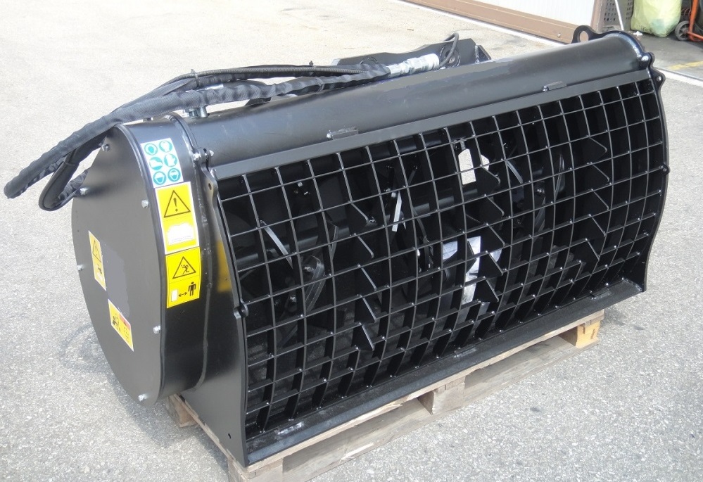 Godet malaxeur a vidange laterale_1