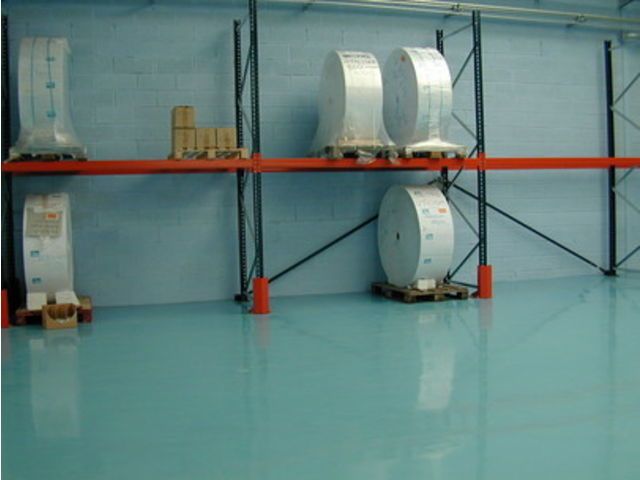 Résine de sol filmogène NEOPOX COLOR TLM - résistante aux produits chimiques, idéale pour industries agroalimentaires, entrepôts et garages_1