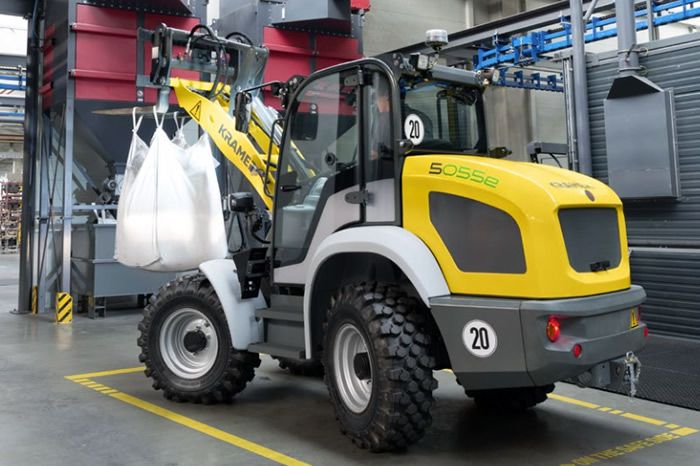 Mini chargeuse électrique Kramer 5055e - 4,1t, ultra-compacte et maniable avec 4 roues directrices_1