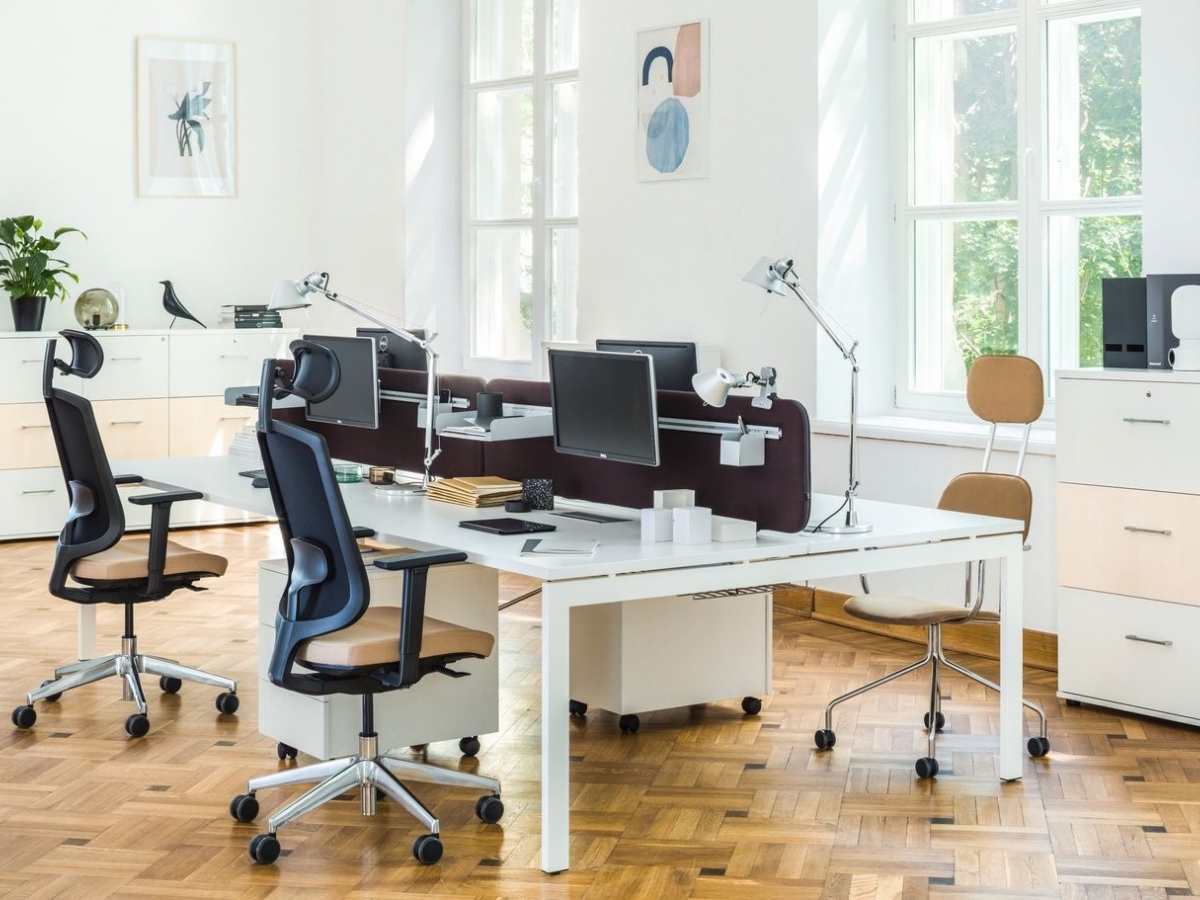 Bureau bench et individuel design contemporain - OGI U - ergonomique et modulable_1