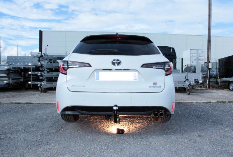 Attelage toyota corolla touring sport hybride type e21