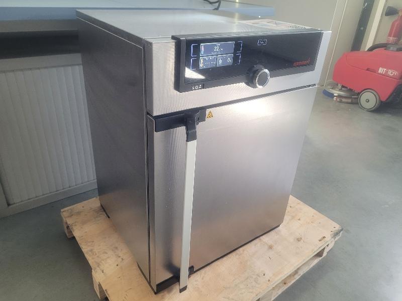 Incubateur / étuve MEMMERT UN 55 avec convection naturelle 300°C_1