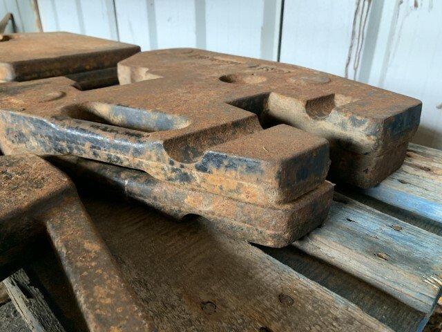 Pièce tracteur Case - Masses en occasion - Modèle E004672 - Année 1990_1