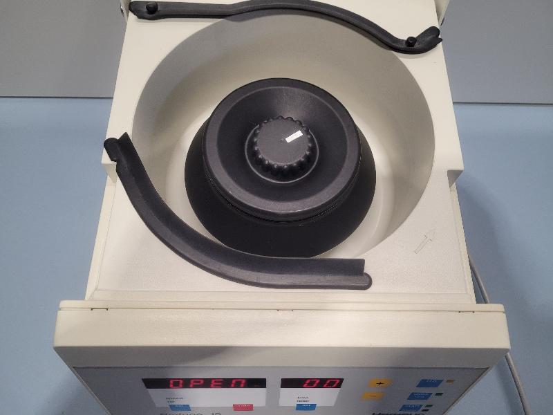BIOFUGE 15 Centrifugeuse universelle à grande vitesse HERAEUS avec rotor 3754_1