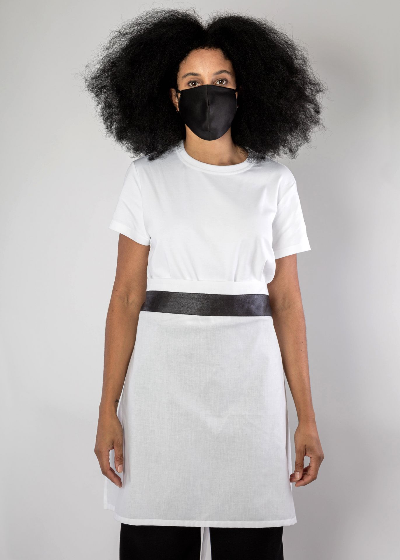 Tablier court - modèle Bandol - personnalisable, made in France, ceinture cuir ou simili-cuir_1