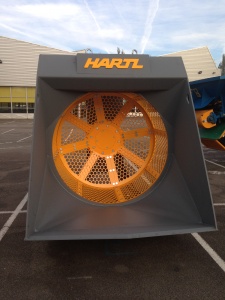 Godet cribleur Hartl Crusher - Économique et fiable - Modèles HBS 800 à 2000_1