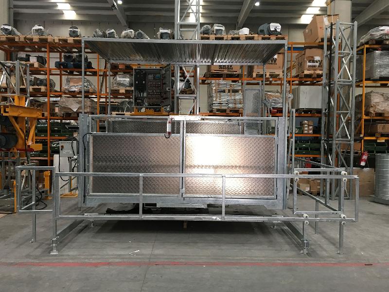 Plateforme de transport PH15 - Monte-charges pour personnes et matériaux - Hauteur 200 m - Charge utile jusqu'à 3000 kg_1