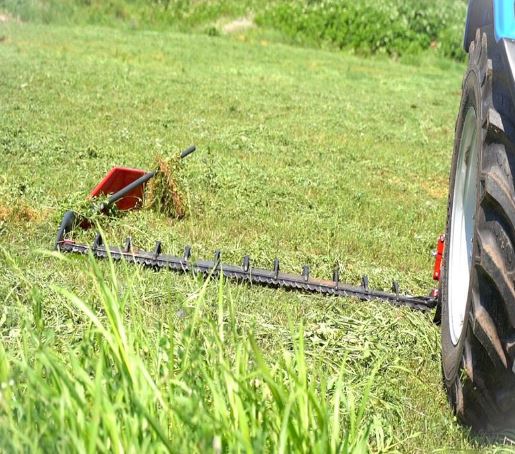 Machine agricole pour couper tous types d'herbes et plantes fourragères