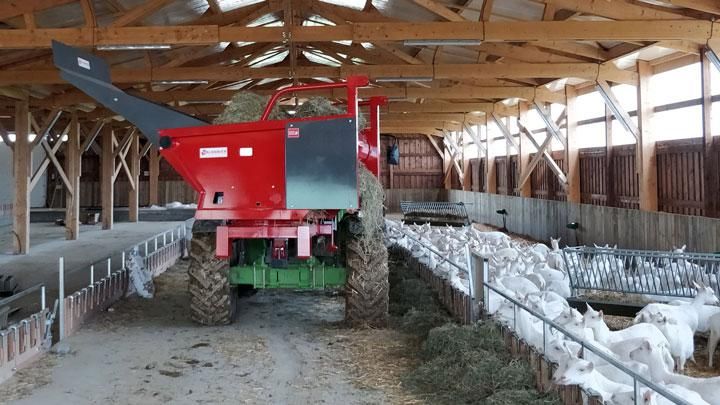 Pailleuse agricole mixte sur pique balles - Galonnier - Paillage jusqu’à 2,50 m à 7 m - Balles rondes et carrées_1