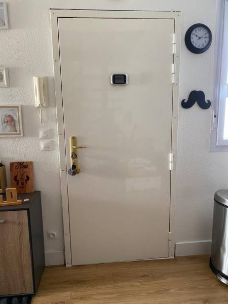 Bloc-porte Valente - Sécurisation domicile et entreprise avec solutions adaptées_1