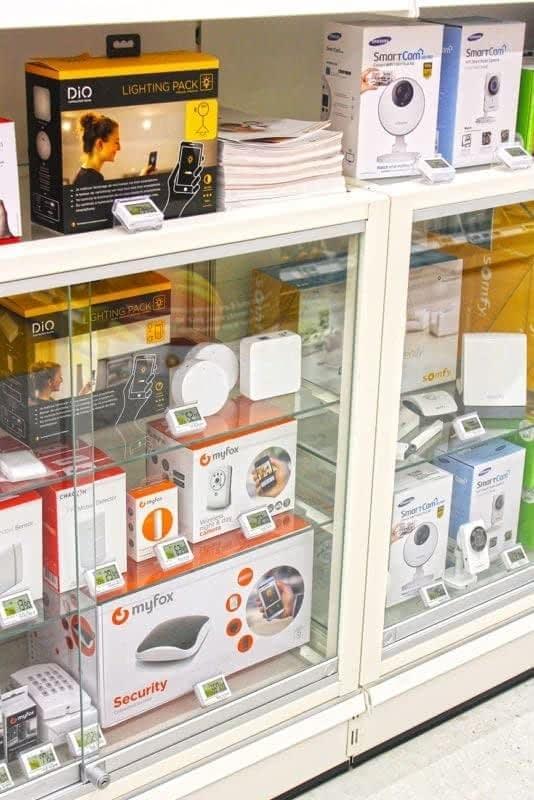 Vitrines idéal phytosanitaire - structure en acier avec portes en verre clair 6mm et serrure à clé_1