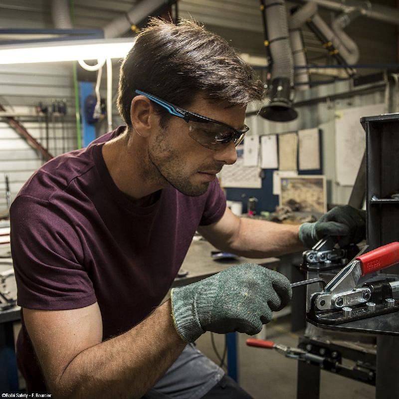 Lunette de protection légère BOLTRYON - Bolle Safety avec traitement anti-buée et anti-rayures_1