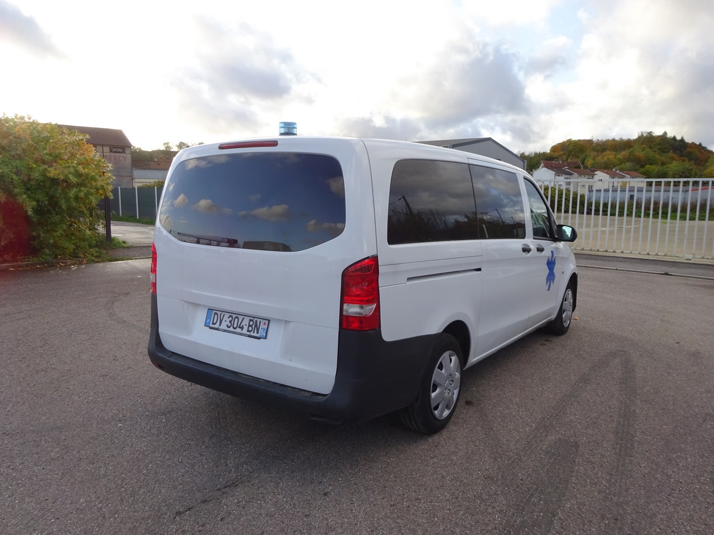 Ambulance d'occasion type A1 Mercedes Vito année 2015