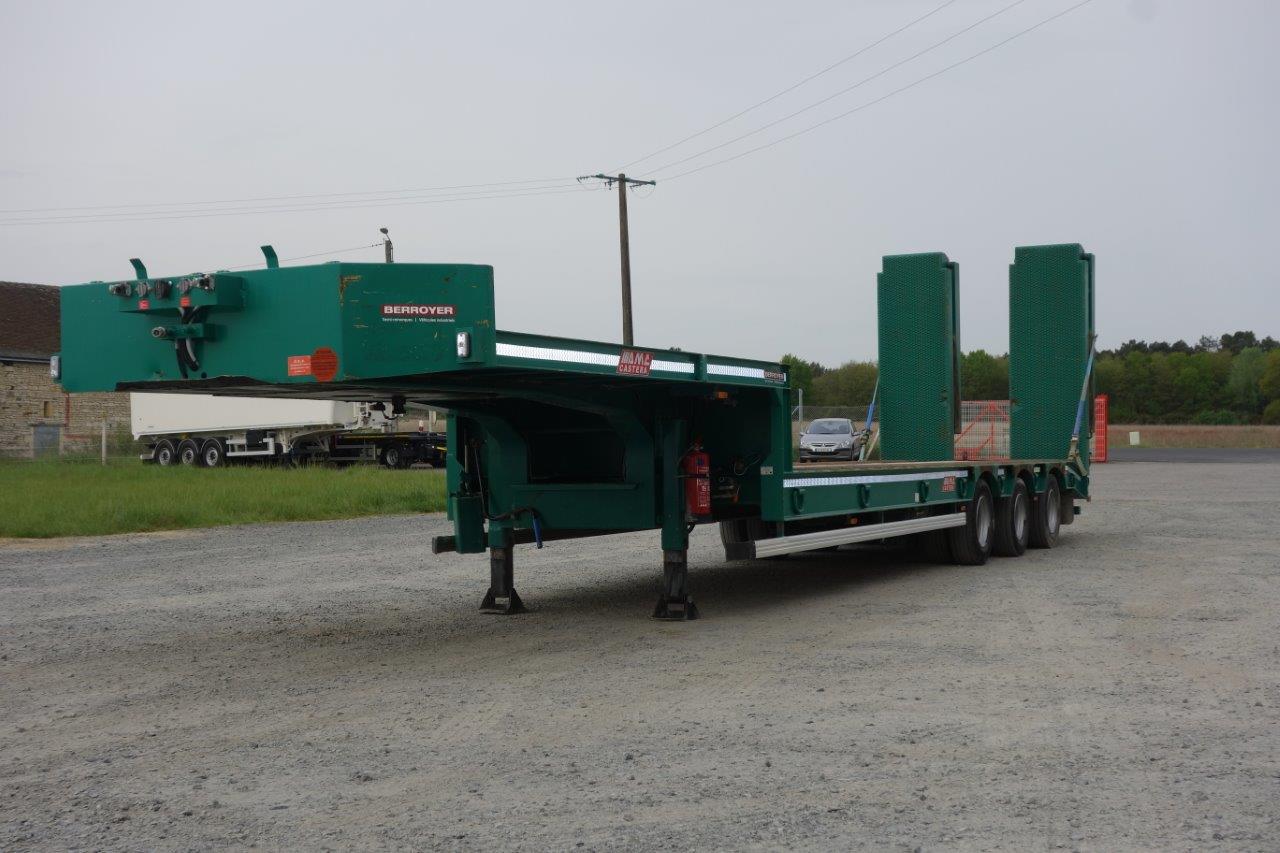 Remorque porte-engins CASTERA - Référence 6391 - Semi-remorques porte-engins 54T - 3 essieux_1