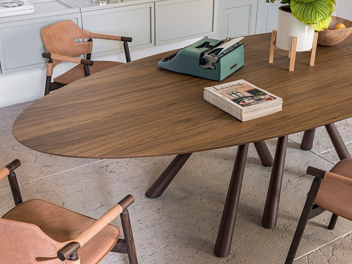 Table de réunion ovale Bergame - Volia - H76 x L280 x P120 - Piétement acier et plateau mélaminé - Capacité 10 personnes_1