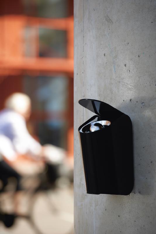 Cendrier sur pied Gastro réf-8012733 - Hags - Temps de montage 1h - Dimensions 180x120x300mm_1