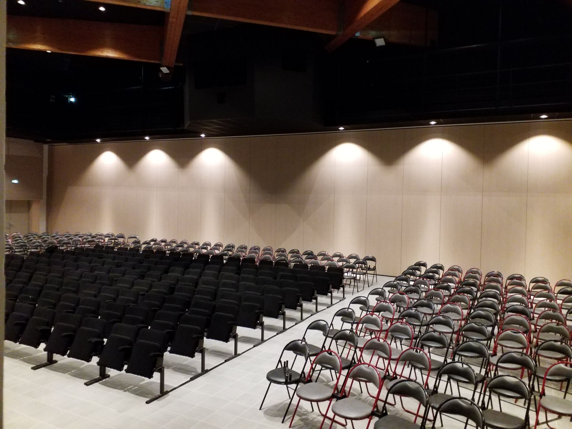 Cloison mobile acoustique de 39 à 60 rwdb panneaux pleins ou vitrés_2