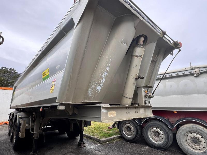 Benalu C54CMS01 benne TP 3 essieux_1