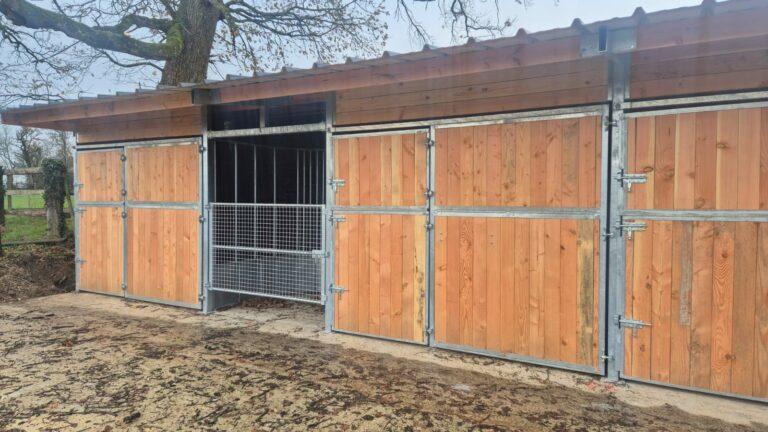 Boxes avec râtelier central circulaire - BOX040 - Bois Douglas 100% français - classe III naturel_1