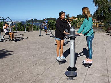 Urban Gym - Ceinture Gainage - Acier peint - Norme EN 16630 - 1,82 x 1,82 x 1,26 m_1