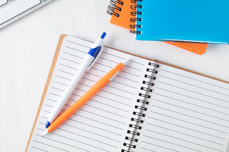 Stylo à bille en plastique - encre bleue - couleur bleu - 7g_1