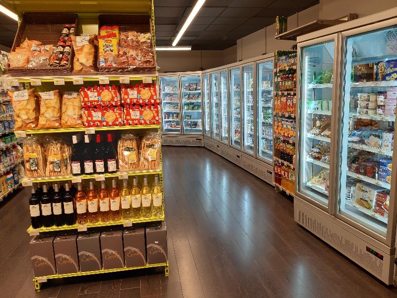 Vitrine réfrigérée murale 3 portes de 1m90 - r290 gaz écologique_1